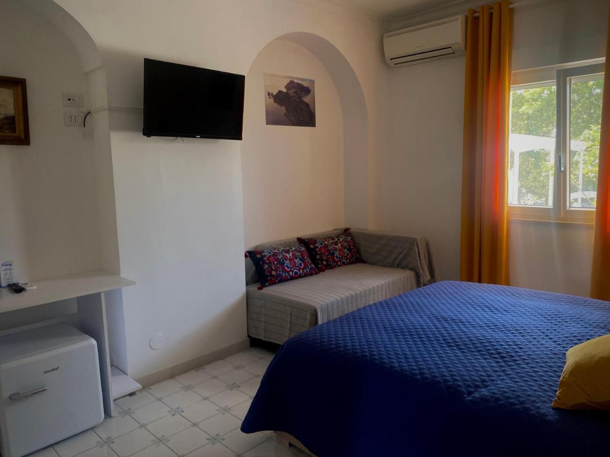 Capri Melody Bed & Breakfast อนากาปรี ภายนอก รูปภาพ